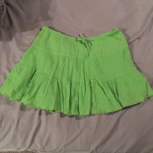 Don’t wear many skirts